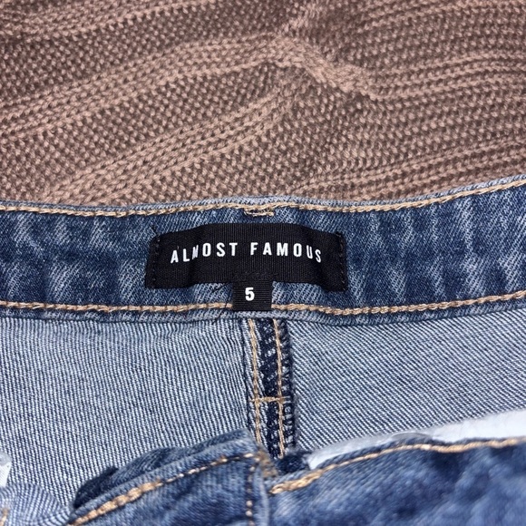 Almost Famous Denim Shorts - Picture 2 of 3